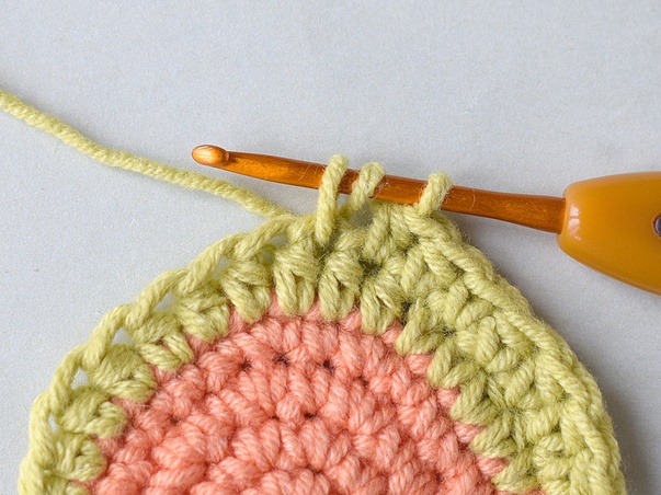 Hilfeseitenbild für 'Halbe Stäbchen zusammen abmaschen'