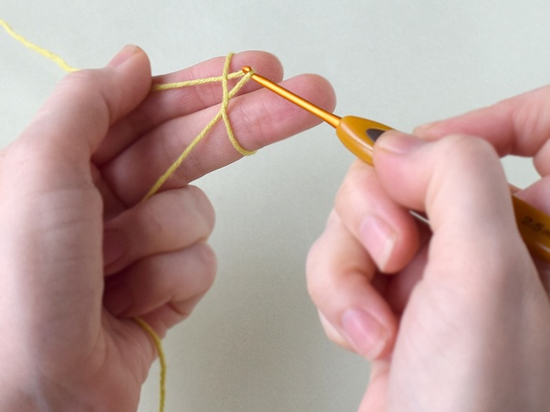 Hilfeseitenbild für 'Handhaltung beim Häkeln'