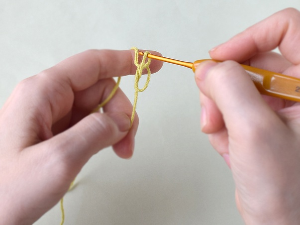 Hilfeseitenbild für 'Handhaltung beim Häkeln'