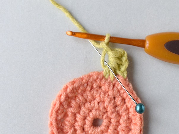 Hilfeseitenbild für 'Margeritenmuster in Runden Variante 1'