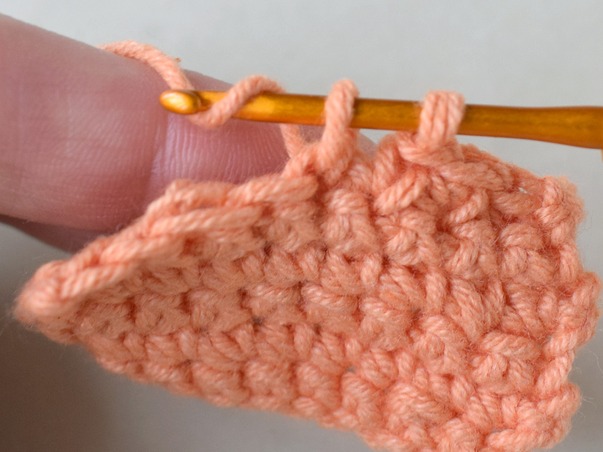 Hilfeseitenbild für 'Schlaufen mit festen Maschen'